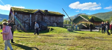 Bardu Bygdetun ulkoilmamuseo - matkalla Tromssasta Melbun lauttasatamaan